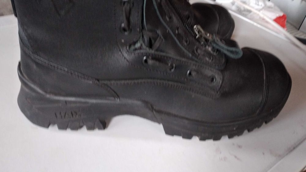 ,ботінки берци  вогнестійкі