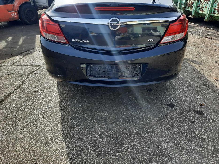 Zderzak tył tylny Z22C 4PDC Opel Insignia