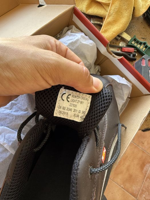 Botas de trabalho64584641442945121