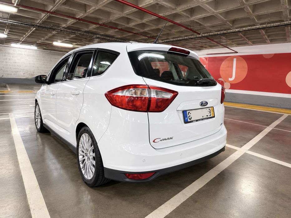 Ford C-Max 1.6 TDCi | 2012 | Espaçoso, confortável e muito bem cuidado foto 2