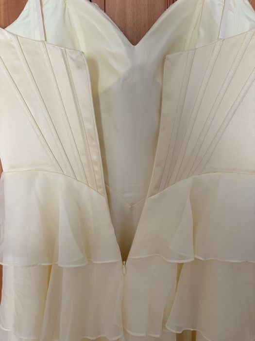 Vestido de Cerimónia Amarelo Manteiga