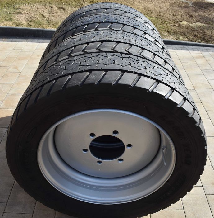 Koła Do Przyczepy Rolniczej D47 22.5" pod opony 295/55, wysokość 85 cm