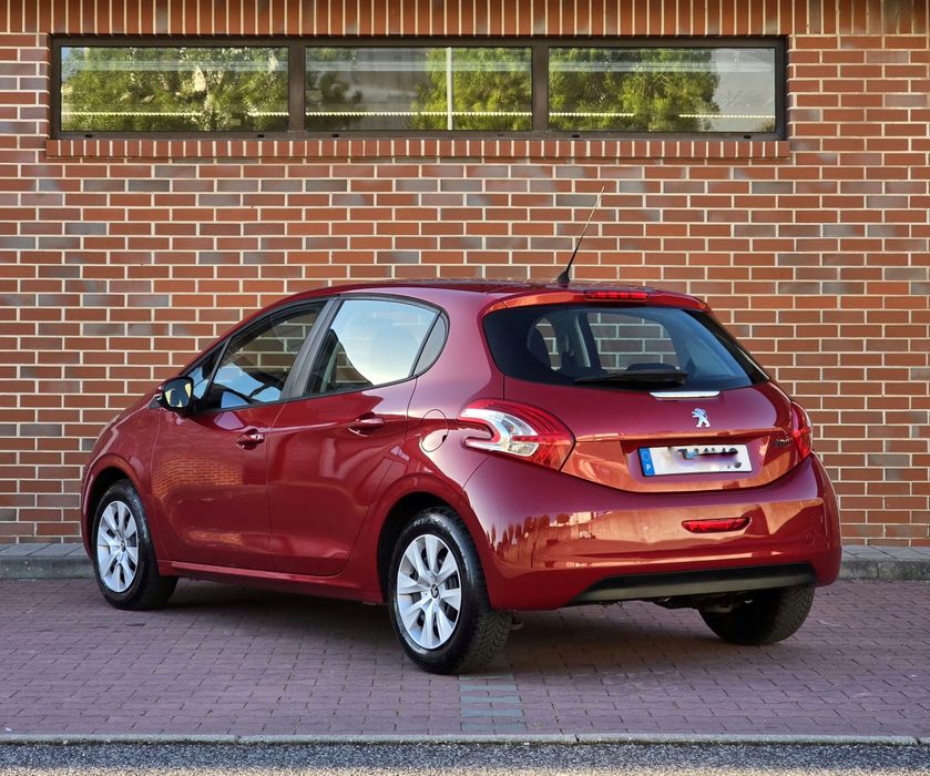 Peugeot 208 1.2 Puretech  |  IMPECÁVEL