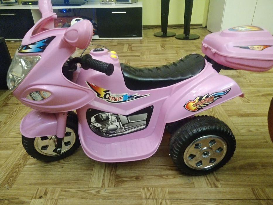 Motorek na akumulator