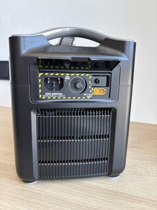 Продам EcoFlow River Pro  600w / 720wh