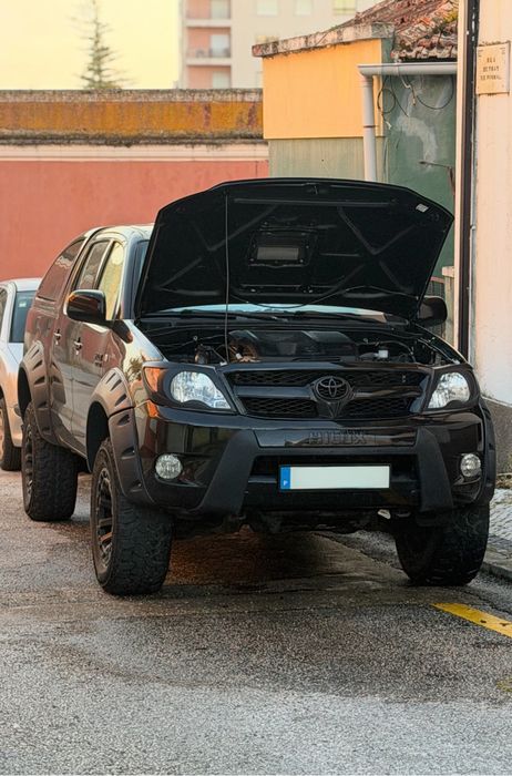 Toyota Hilux 3.0 D-4D Tracker 171 cv | 4WD | Double Cab | Nacional