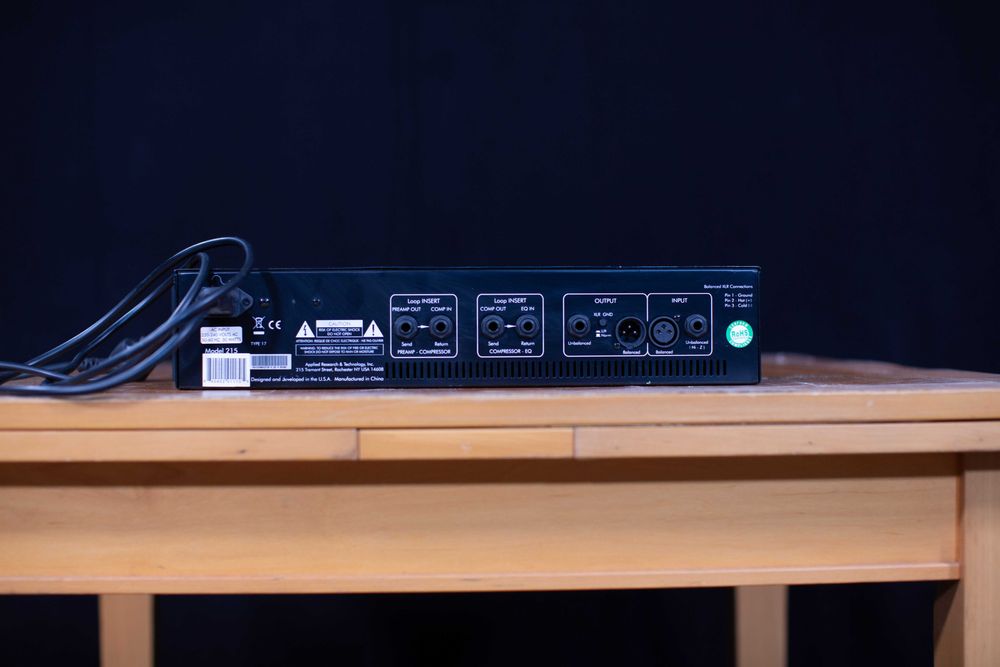 ART Pro Channel  – Pré-amplificador a Válvulas com Compressor e EQ