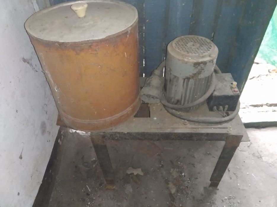 Корморезка электро