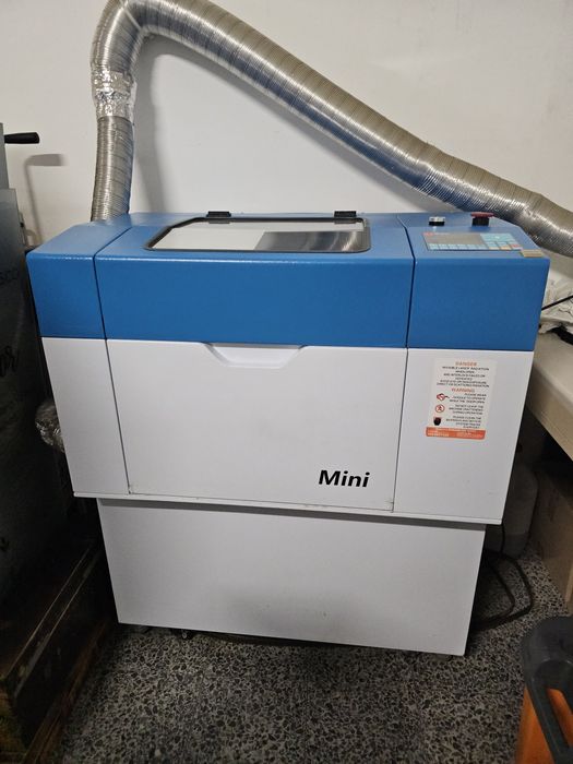 Máquina de laser - Corte e Gravação