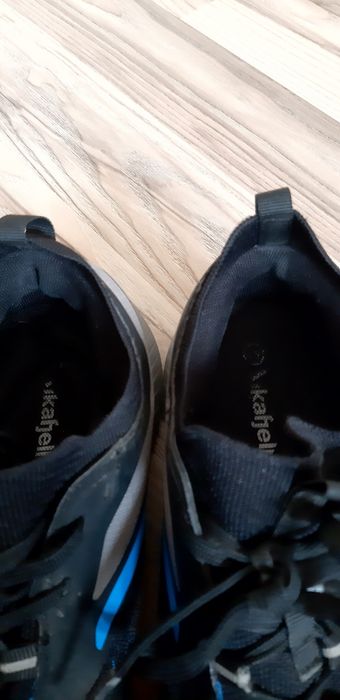 Buty sportowe do biegania .