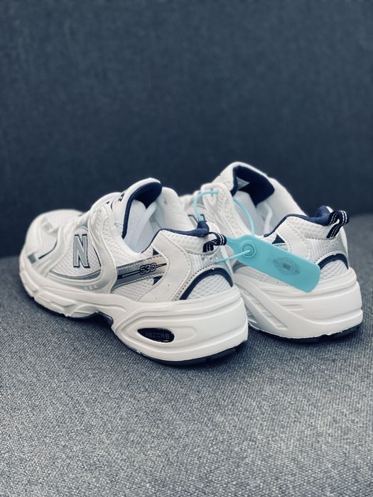 New Balance 530 Classic Silver класичні