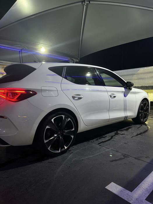 Cupra Leon Hybrid VZ