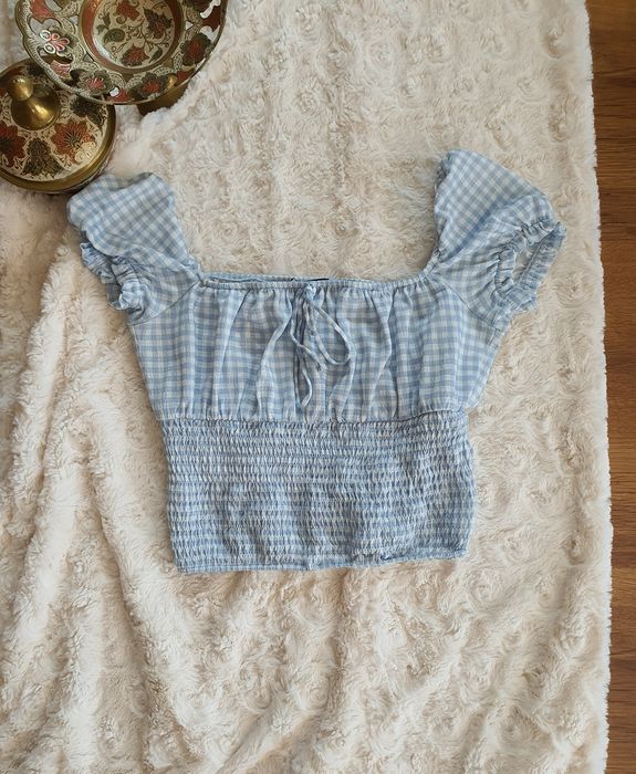 Bluzka w kartkę letnia bershka