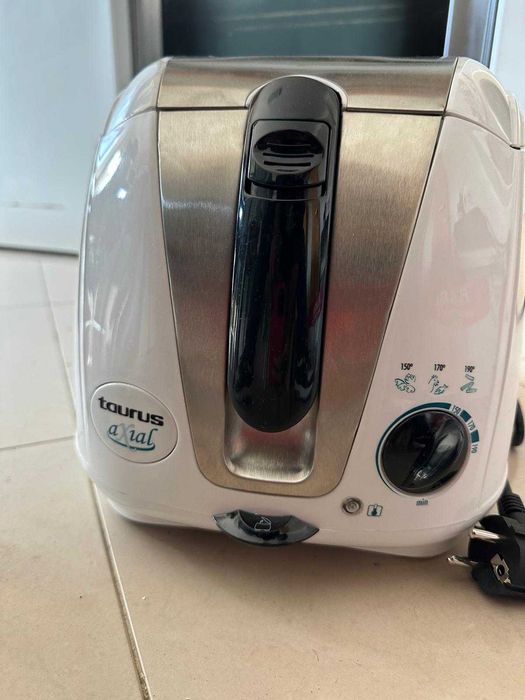 Fritadeira Taurus  Corroios