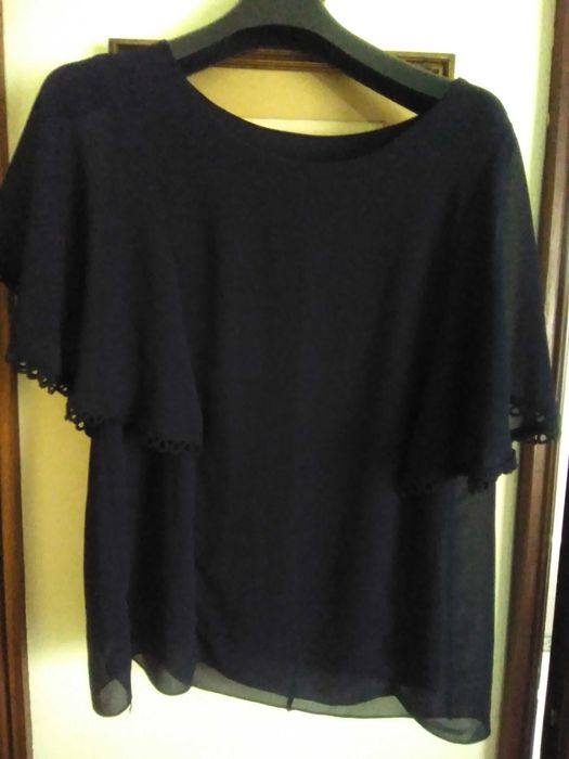 Blusa chique azul .escura