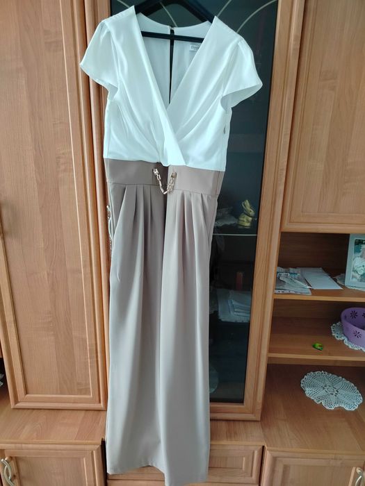 Kombinezon elegancki