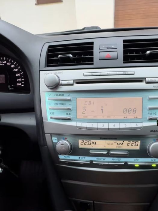 Bluetooth 5.1 Toyota Camry 40 2006-2011 є підтримка мультикерма