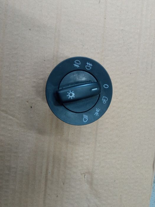 Włącznik świateł VW Golf V VW Passata B6