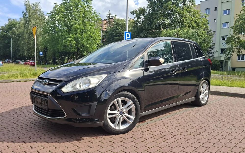 Ford Grand C-MAX Ford Grand C-max 1.6 ti-vct 125km Bezwypadkowy