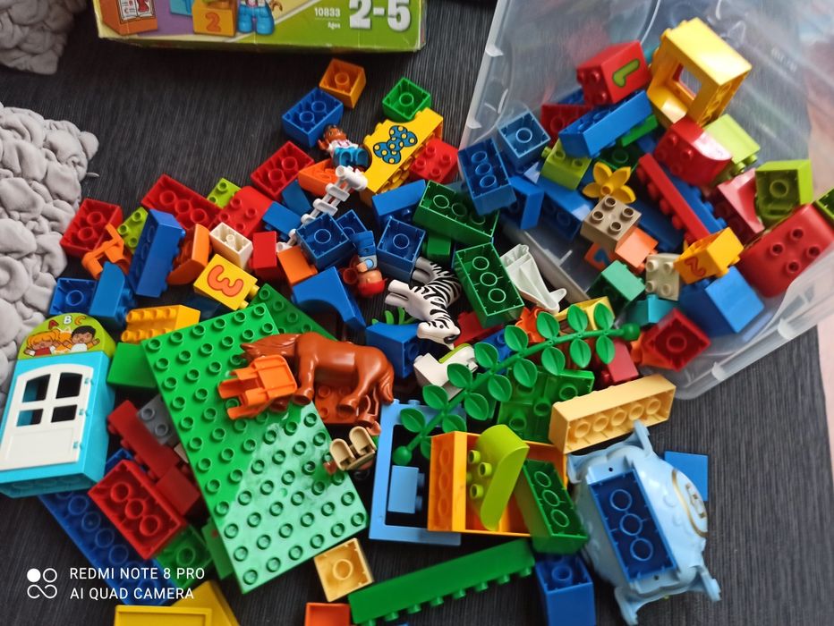 Duży zestaw klocków Lego DUPLO