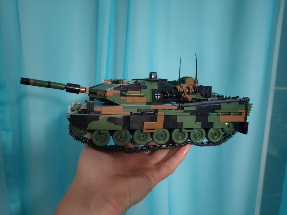 Leopard 2A5 Cobi klocki LEGO czołg model