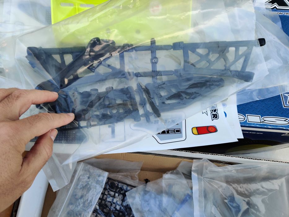 Carro RC competição LRP S8 Truggy  team, hyper 9, inferno