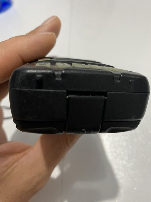 Yaesu VX-6R рація