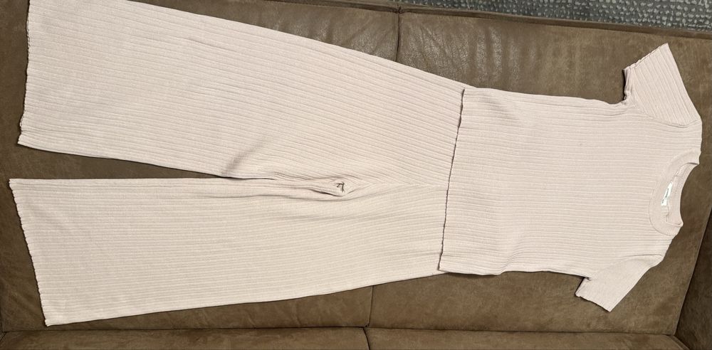 Komplet Reserved bluzka i spodnie, pudrowy róż rozmiar 146-152