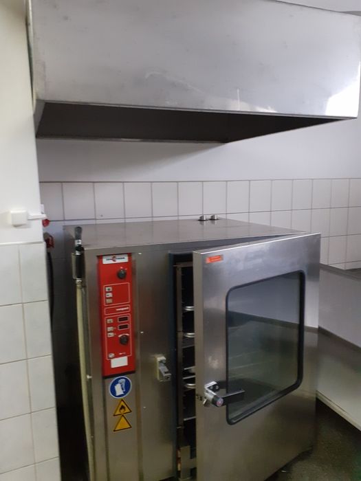 Piec konwekcyjno parowy