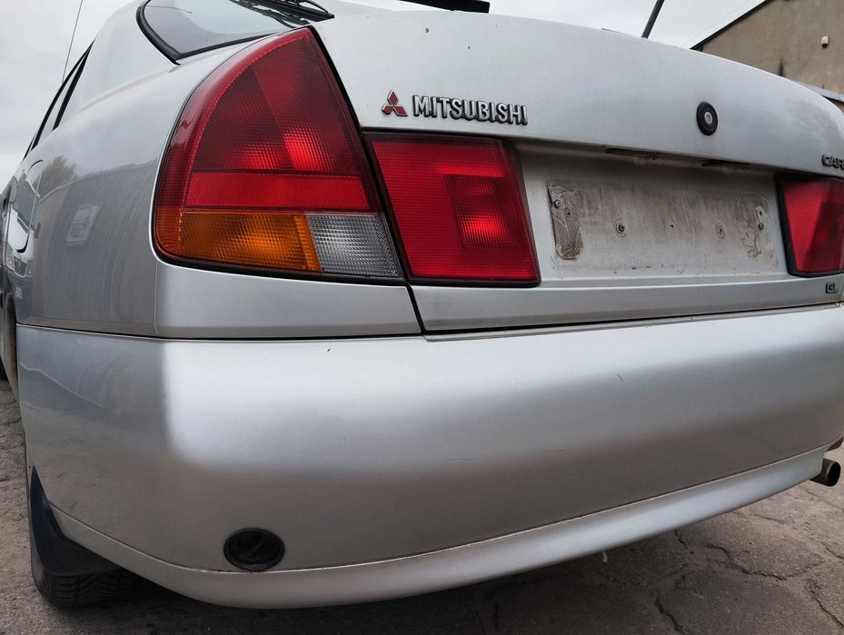 Mitsubishi Carisma 1.6i 5D 1999r.Zderzak tylny.