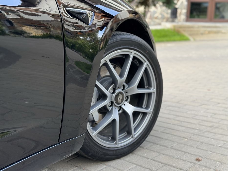 Tesla Model 3 (тесла модел 3)