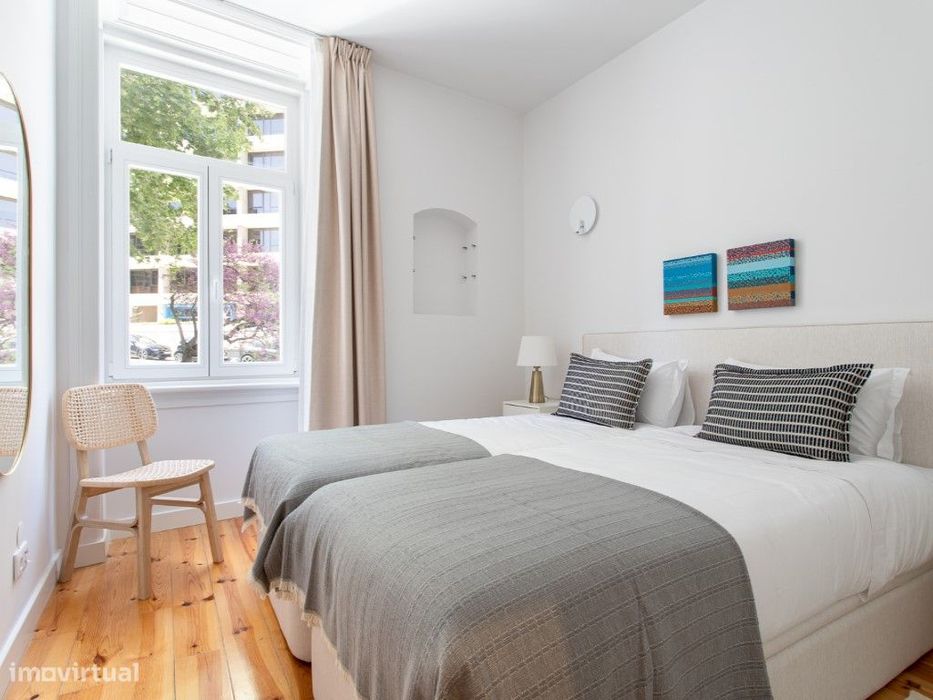 Apartamento para alugar mobilado junto à Avenida da Liberdade