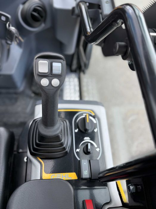 Ładowarka przegubowa GEHL AL430 - 2.3 tony - NOWA! Finansowanie 0%