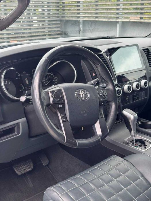 2018 Toyota Sequoia