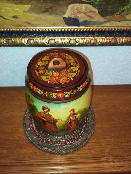 Дерев'яна бочечка. Розписна ручна авторська робота 2008 р.