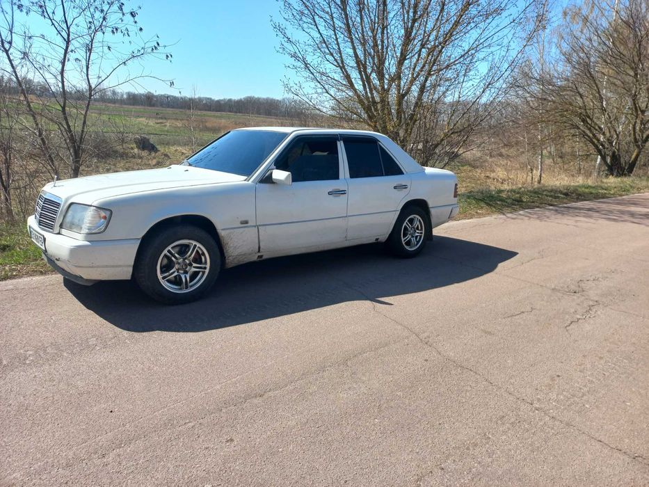 Мерседес w124 e260