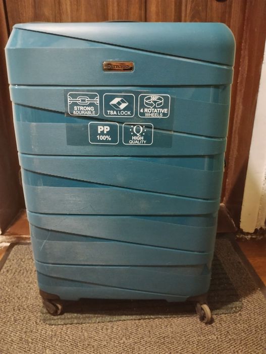 Sprzedam dużą walizkę marki Wittchen