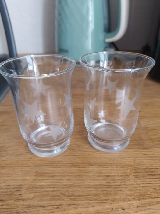 2 castiçais para velas