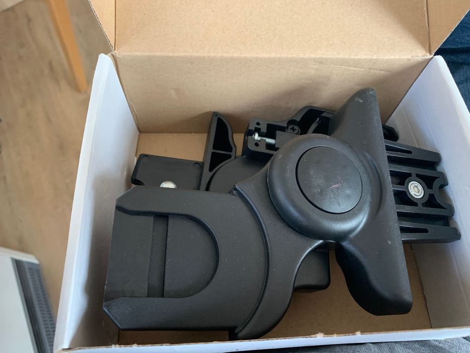 Adaptery regulowane do fotelików