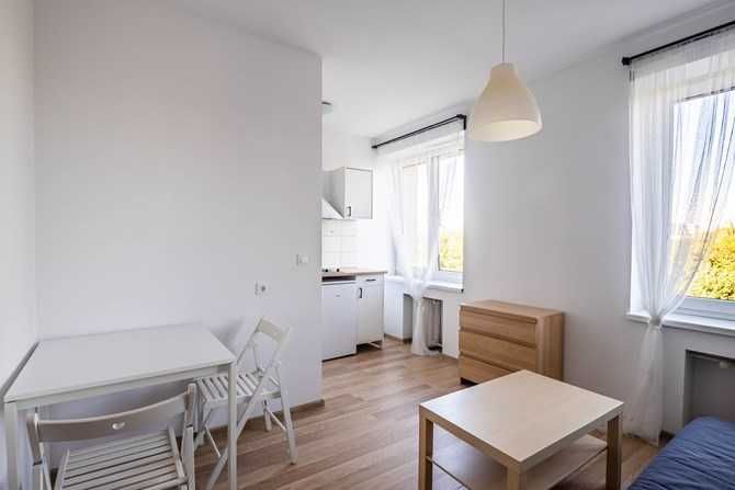 Wynajmę jasną kawalerkę, Misjonarzy Oblatów MN 26C, BRAK PROWIZJI