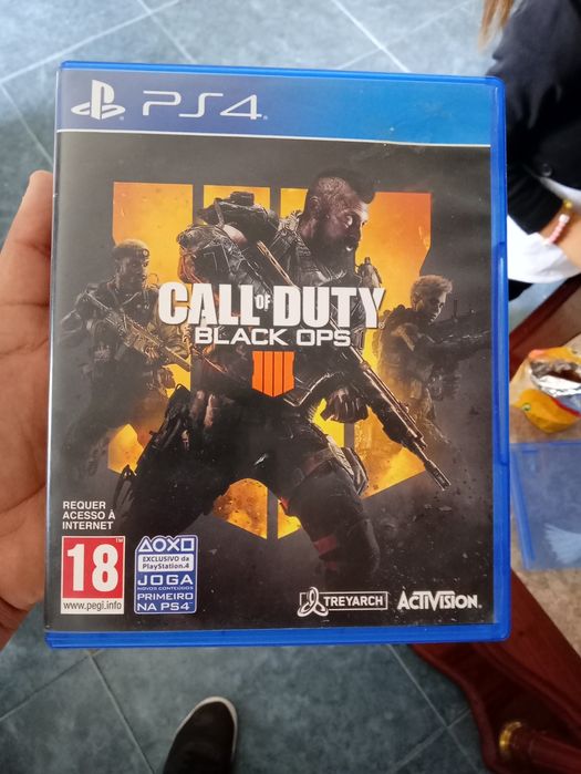 PS 4 bom está aseito troca
