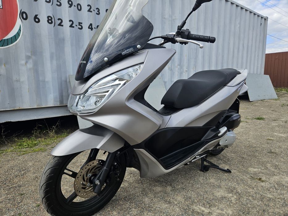 Honda PCX150 с контейнера без пробега по Украине из Японии .Максискутер Хонда 150куб.Доставка/Отправка по Украине