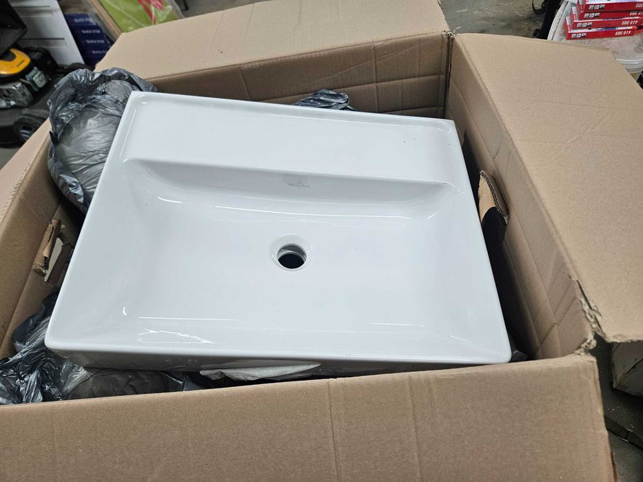 Umywalki Villeroy&Boch Corallo  4A335801
