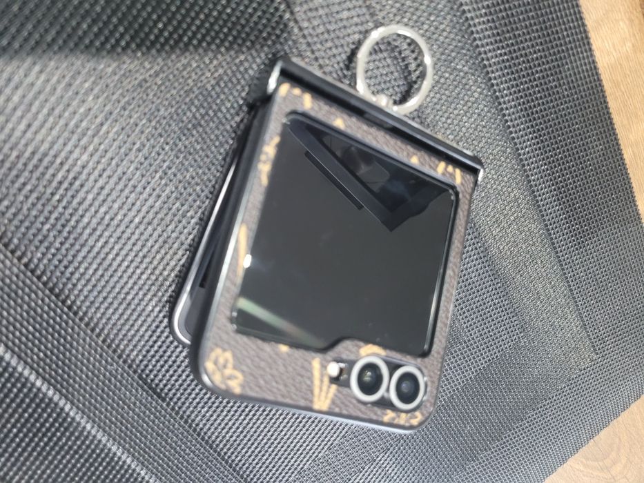 Etui zflip 6 nowe wyprzedaż
