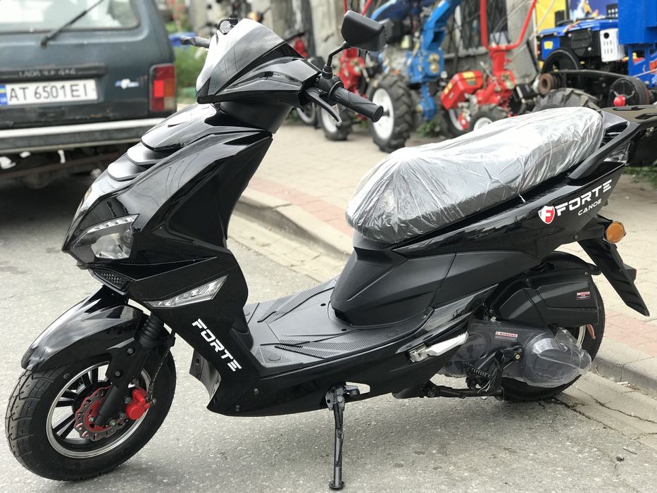 Скутер Forte Canoe