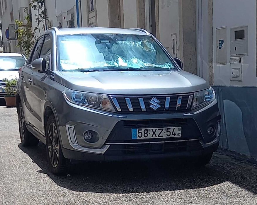 Suzuki Vitara cinza 1.4 Boosterjet de 2019 excelente estado conservação