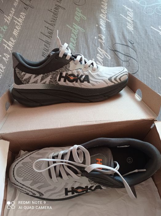 Кроссовки мужские HOKA
