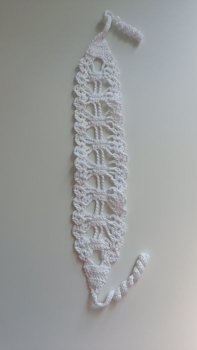 Opaska na włosy na szydełku