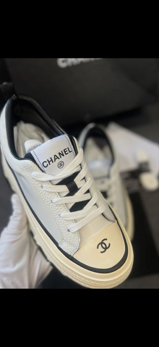 Кросівки жіночі chane