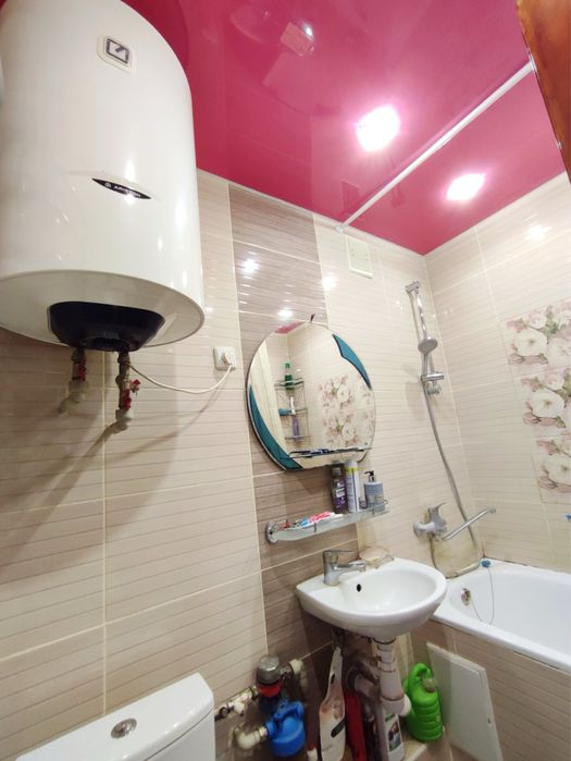 р Продаж 3-кімнатної квартири з ремонтом